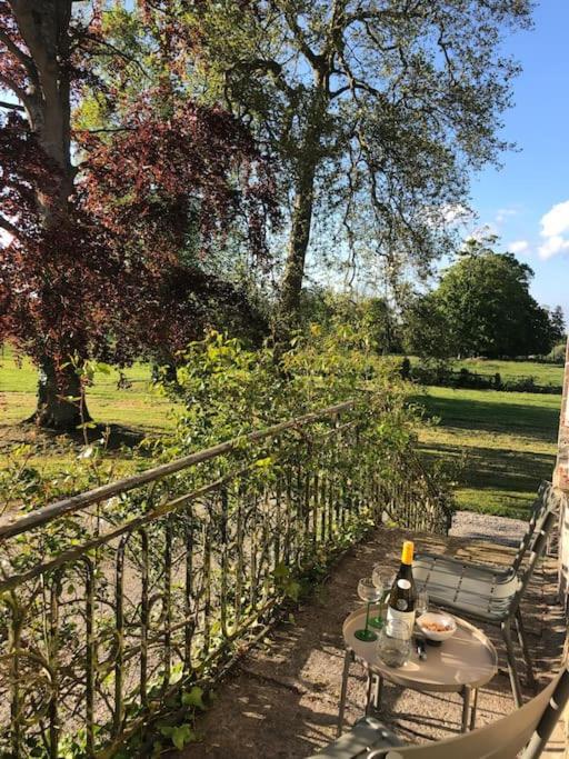 Charming 18Th Century Chateau, Near Bayeux In Calvados, Normandie Livry  외부 사진